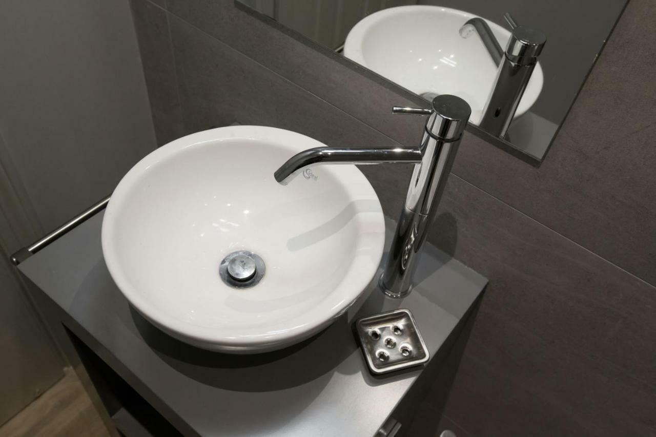 Sophisticated Apartment In Syntagma By Ghh Athens Luaran gambar
