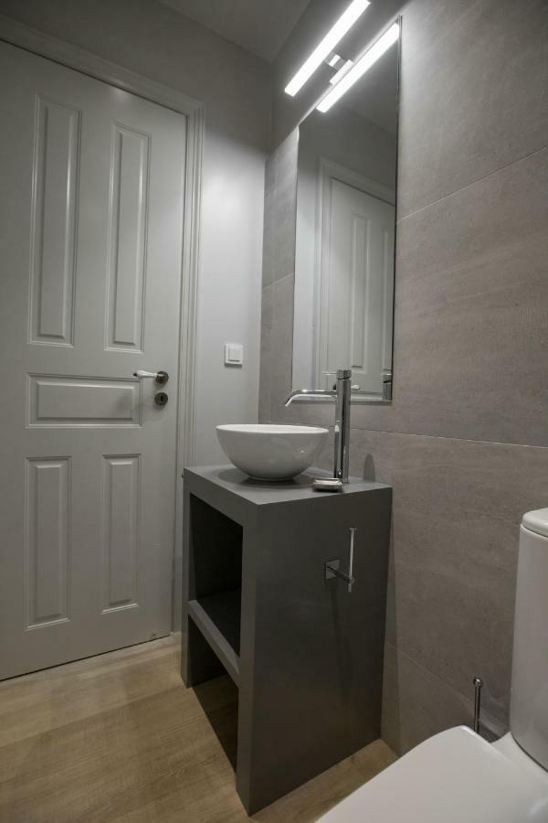 Sophisticated Apartment In Syntagma By Ghh Athens Luaran gambar